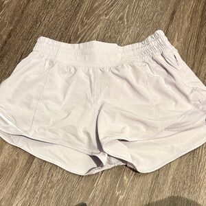 Lululemon Hotty Hot high rise shorts 2.5”